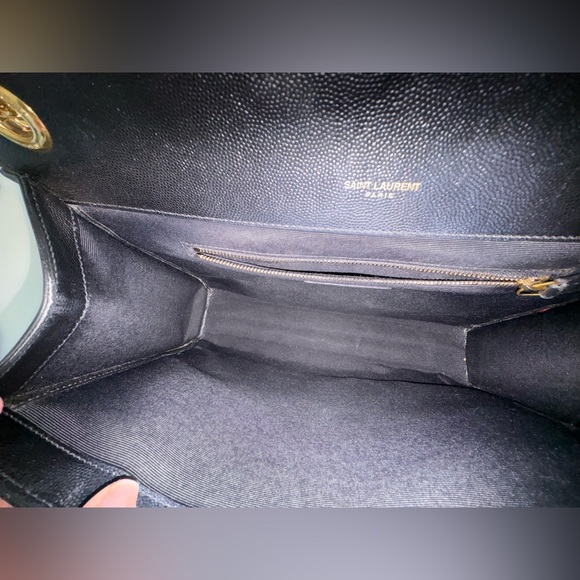 Saint Laurent Envelope Triquilt Large YSL Shoulder Bag in Grained Leather - Picture 12 of 13